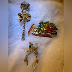 3 Festive Holiday Brooch Set